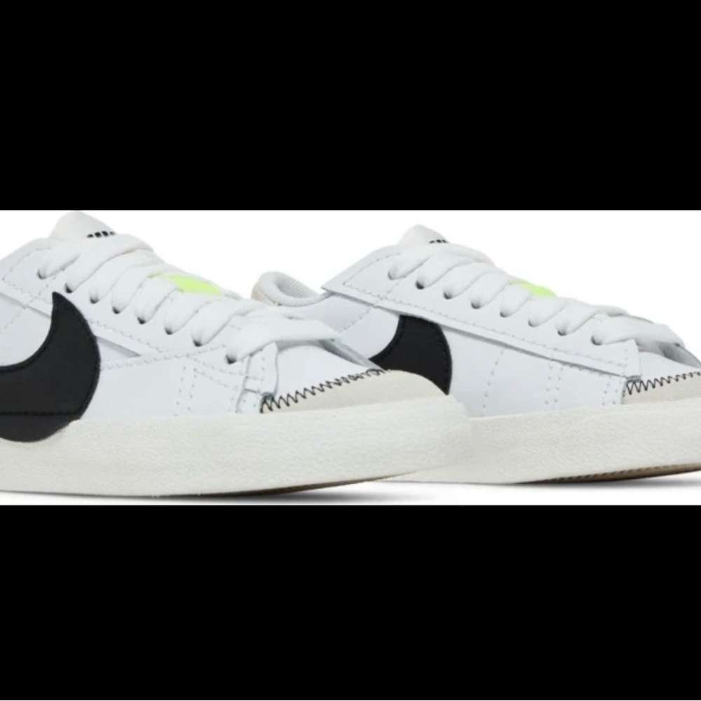 Nike Blazer Low ‘77 Jumbo - Picture 3 of 4